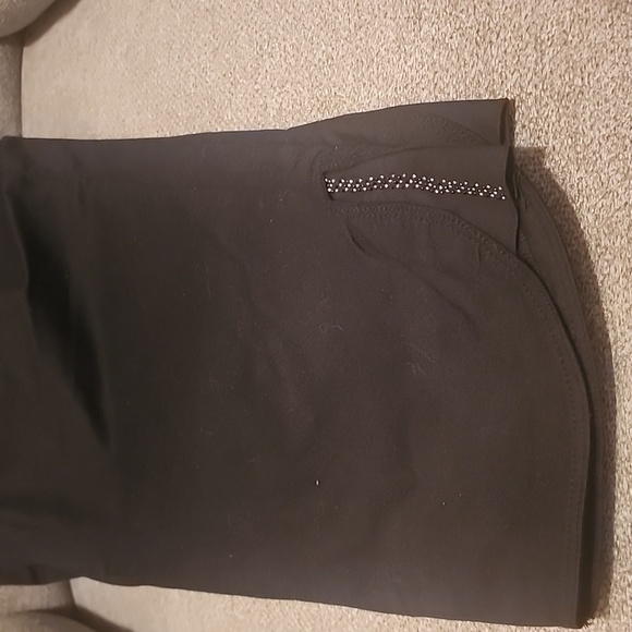 DKR & Co capri pants. - Picture 4 of 6